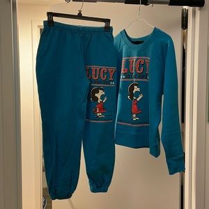 Marc Jacobs!!!😍💞🥳🙈Very cute & lovely Jogger Pants/Sweatshirt set!!